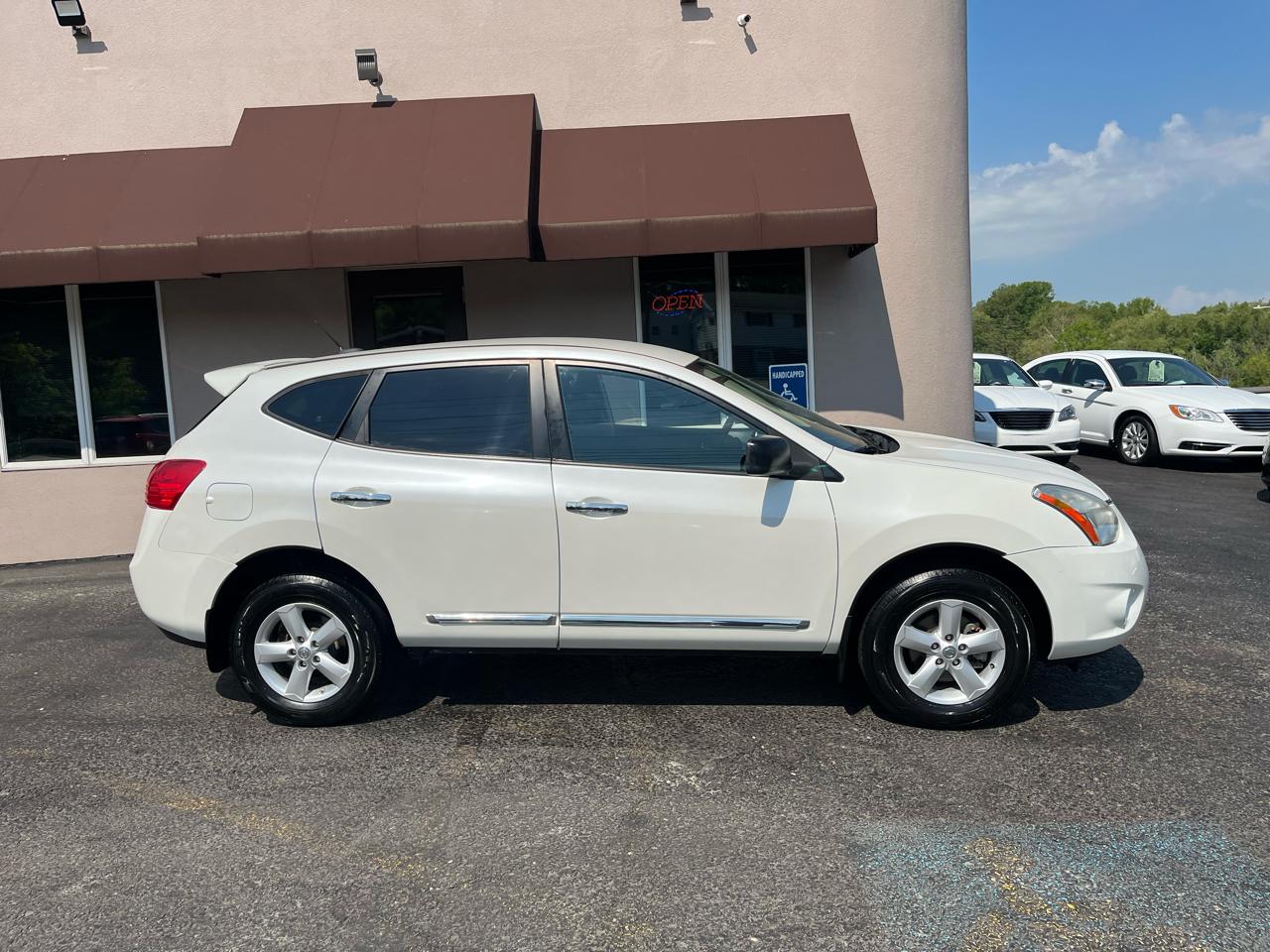 Nissan Rogue  2012