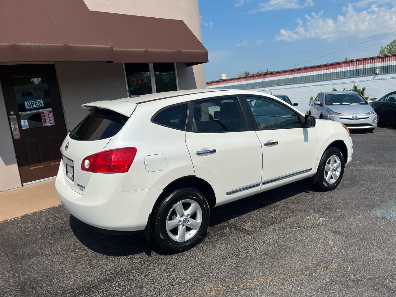 Nissan Rogue  2012