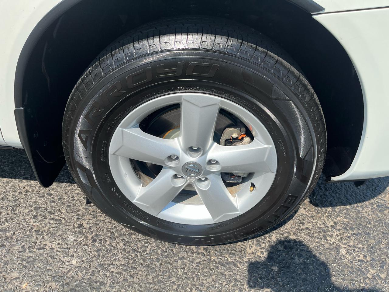 Nissan Rogue  2012
