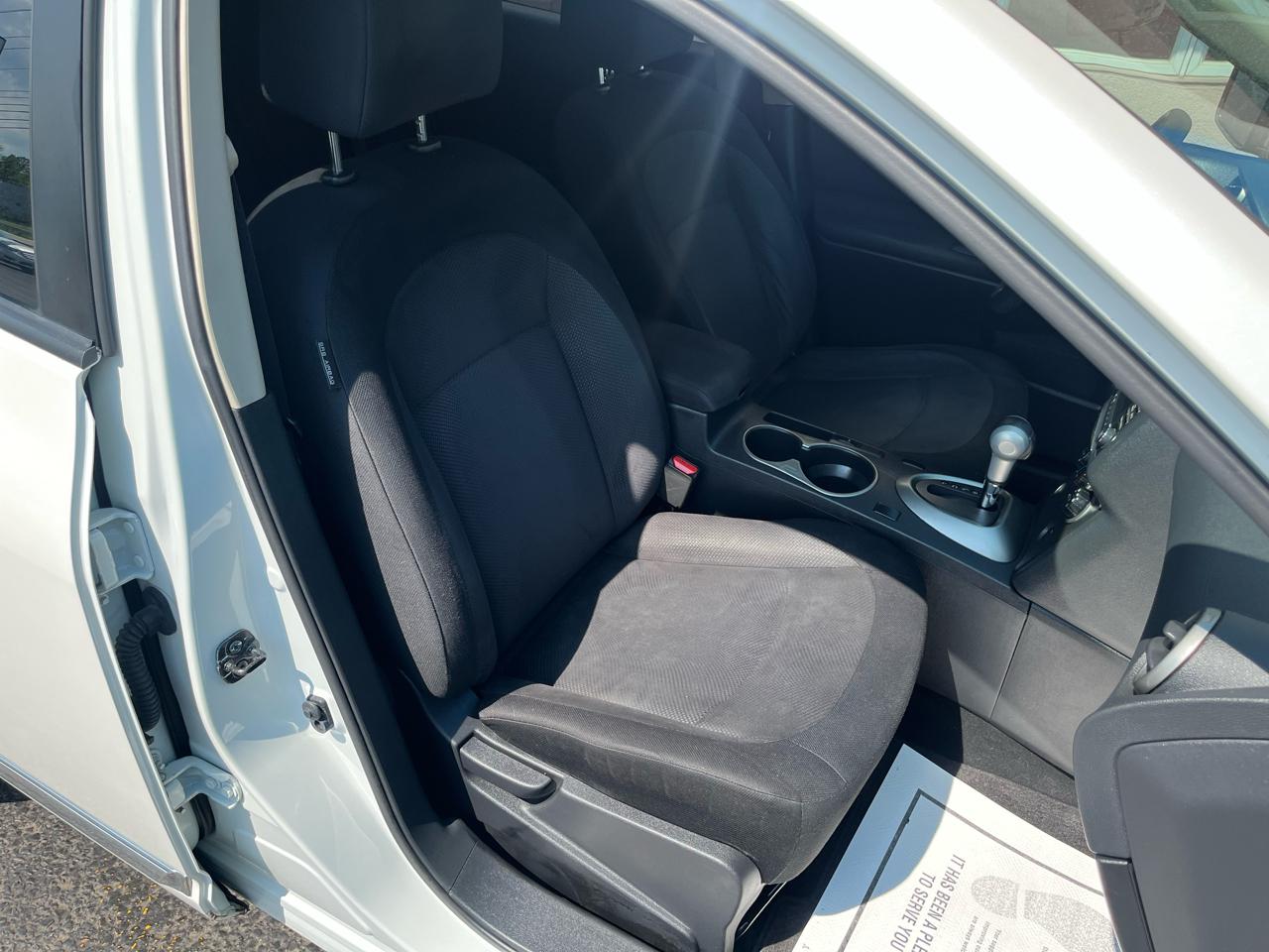 Nissan Rogue  2012