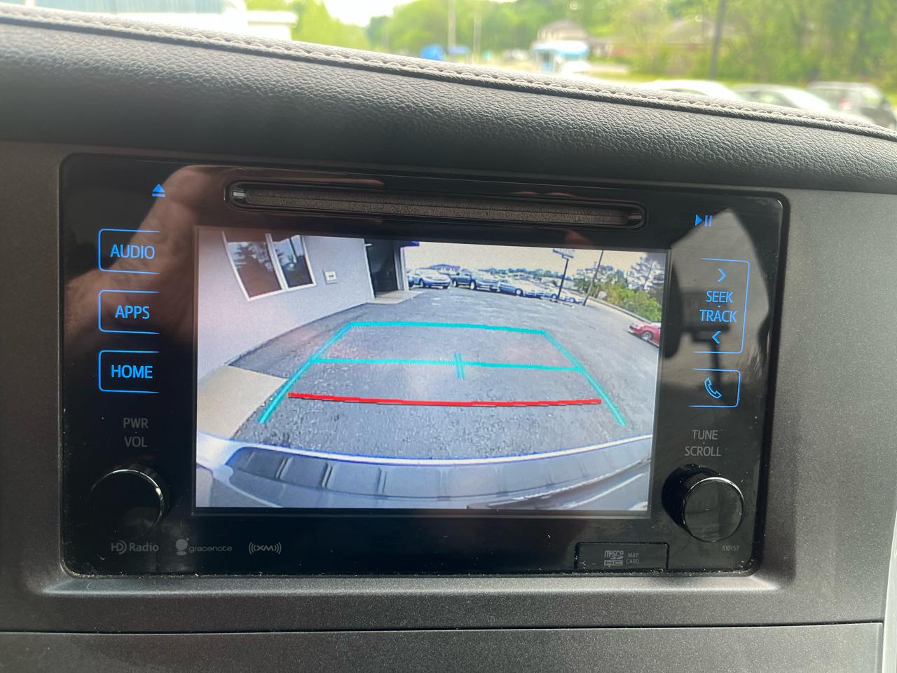 Toyota Sienna XLE Premium FWD 8-Passenger V6 2017