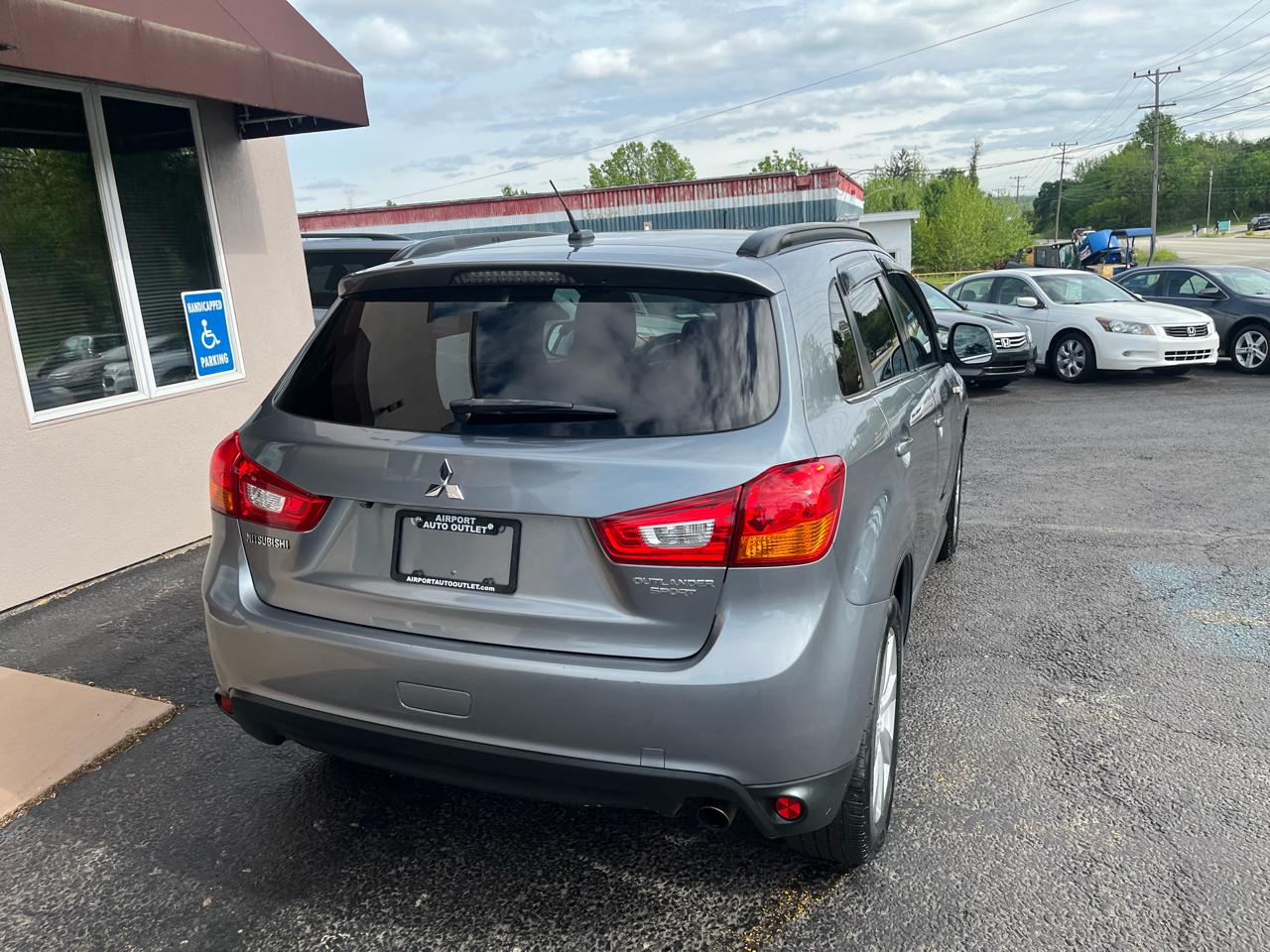 Mitsubishi Outlander Sport SE AWD 2013