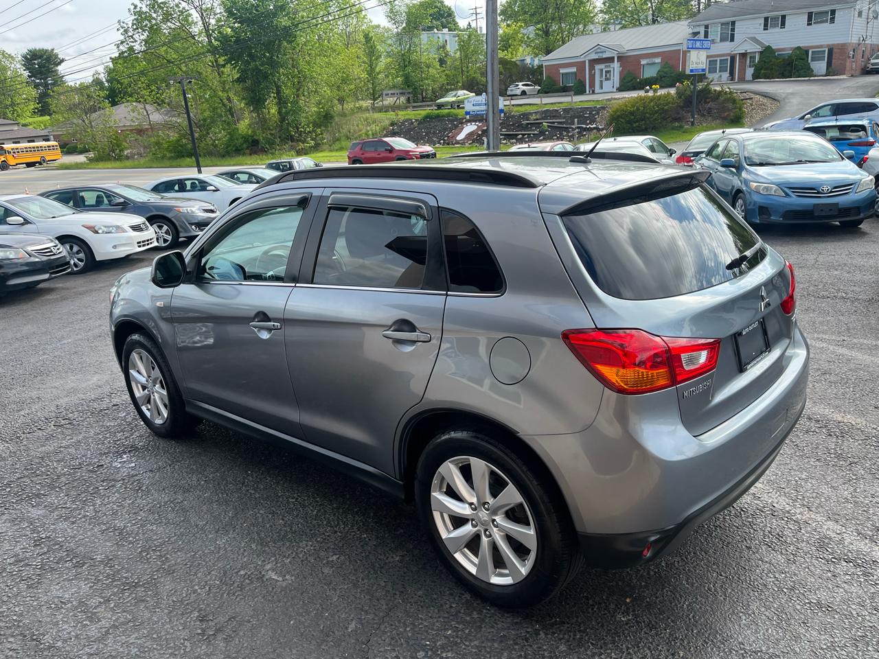 Mitsubishi Outlander Sport SE AWD 2013