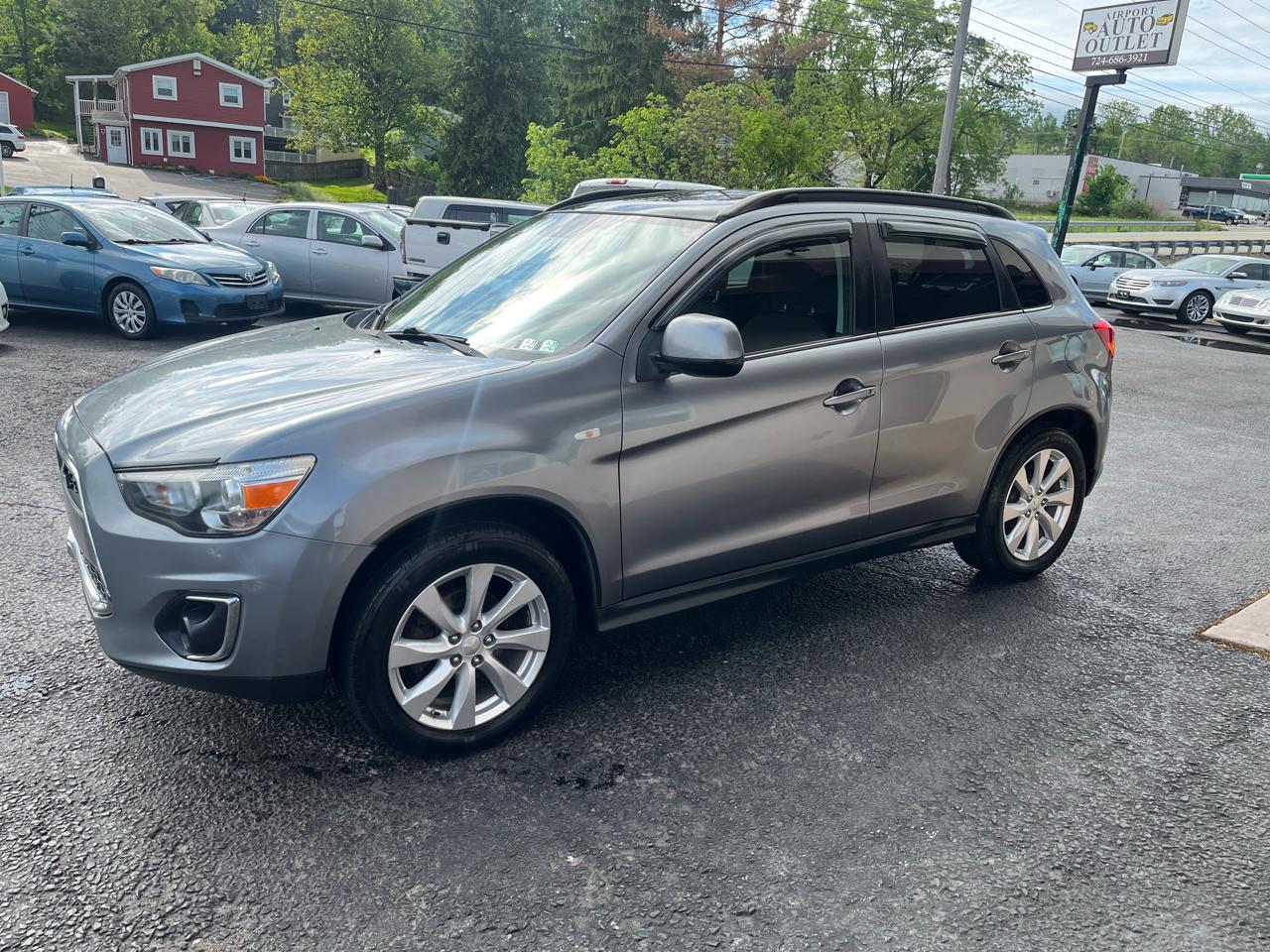 Mitsubishi Outlander Sport SE AWD 2013