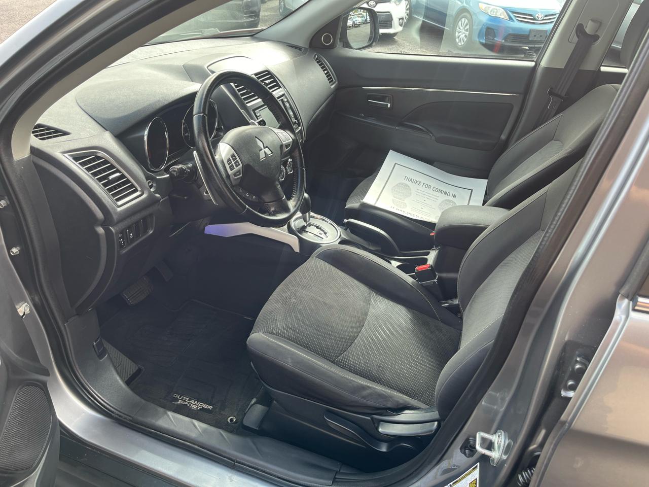 Mitsubishi Outlander Sport SE AWD 2013