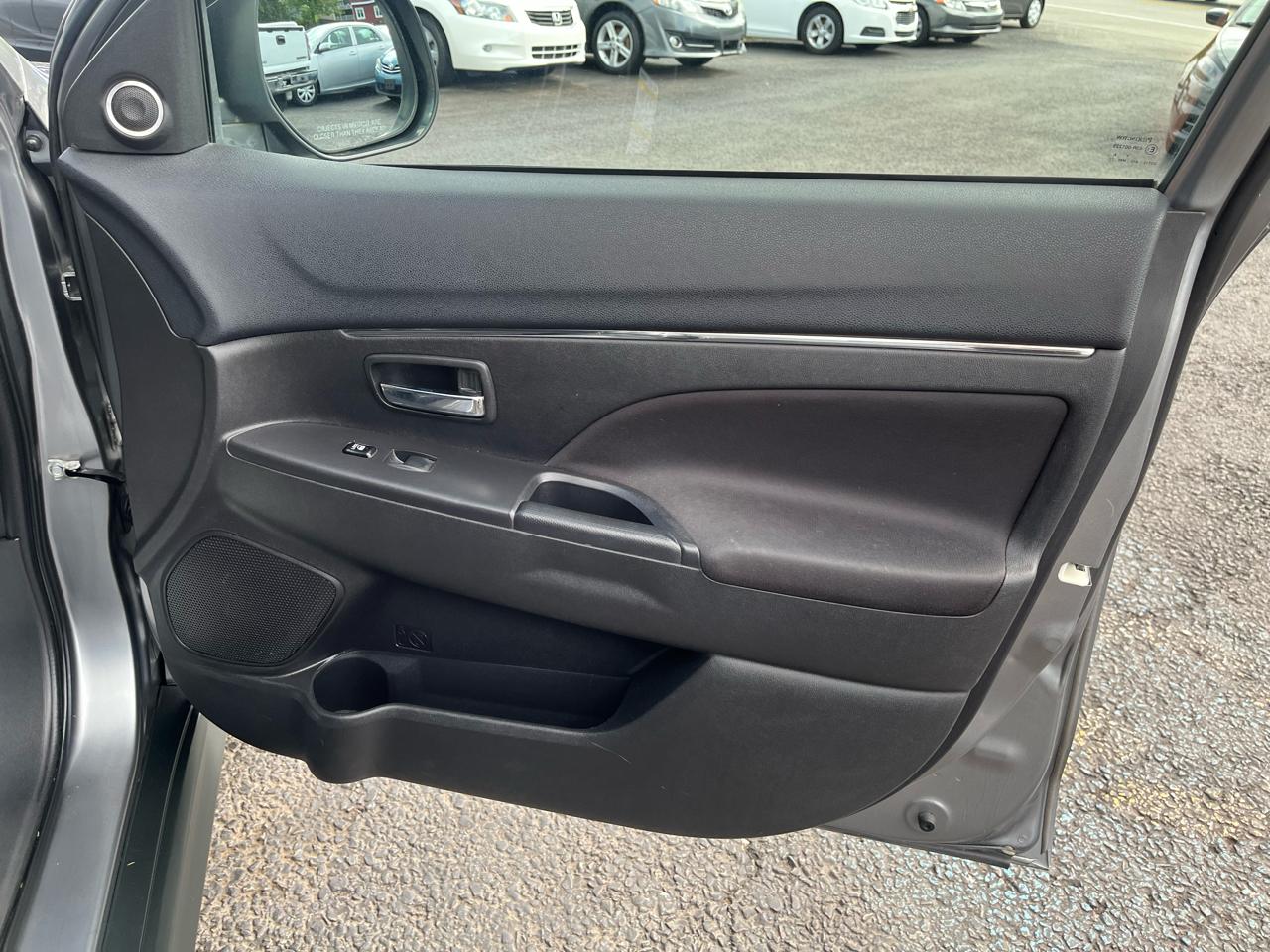 Mitsubishi Outlander Sport SE AWD 2013