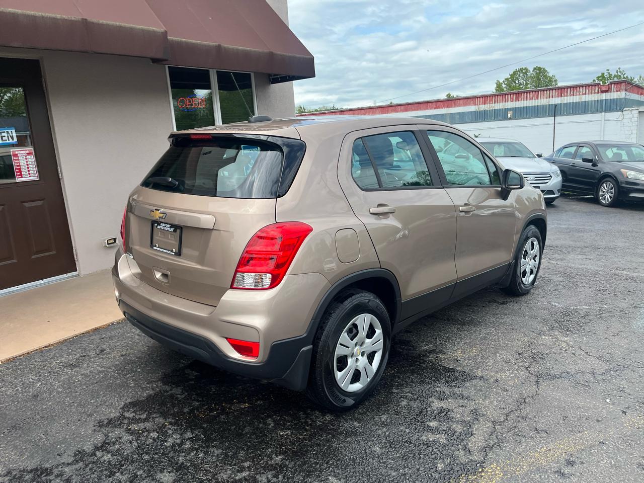 Chevrolet Trax LS 4D SUV 2018