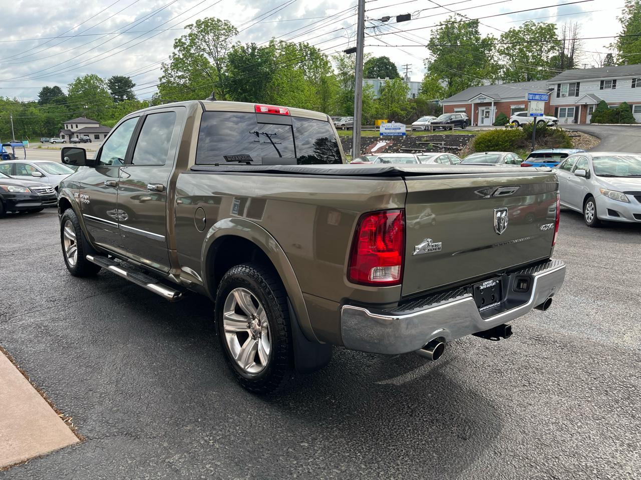 RAM 1500 Lone Star Crew Cab SB 2WD 2014