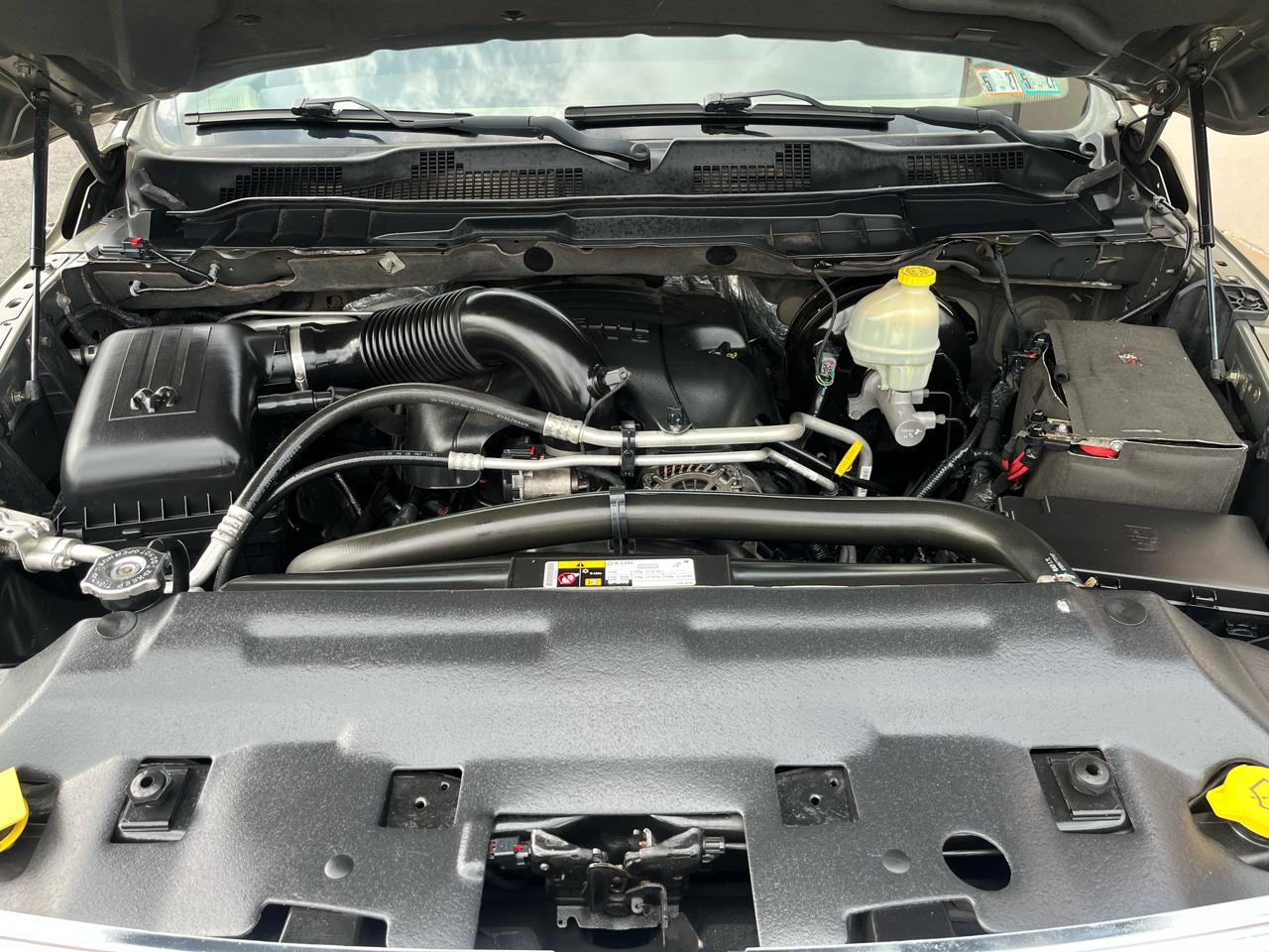 RAM 1500 Lone Star Crew Cab SB 2WD 2014