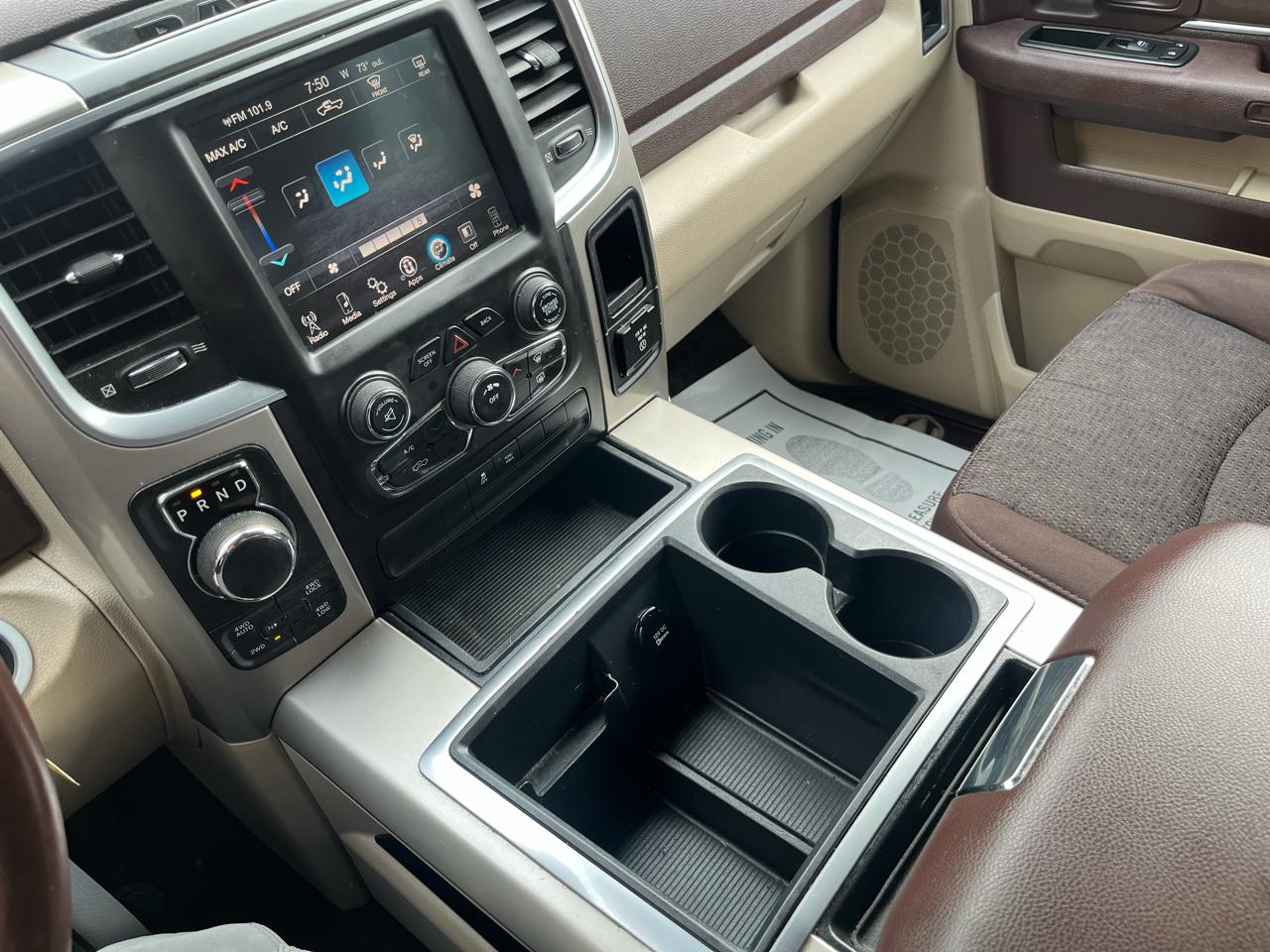 RAM 1500 Lone Star Crew Cab SB 2WD 2014