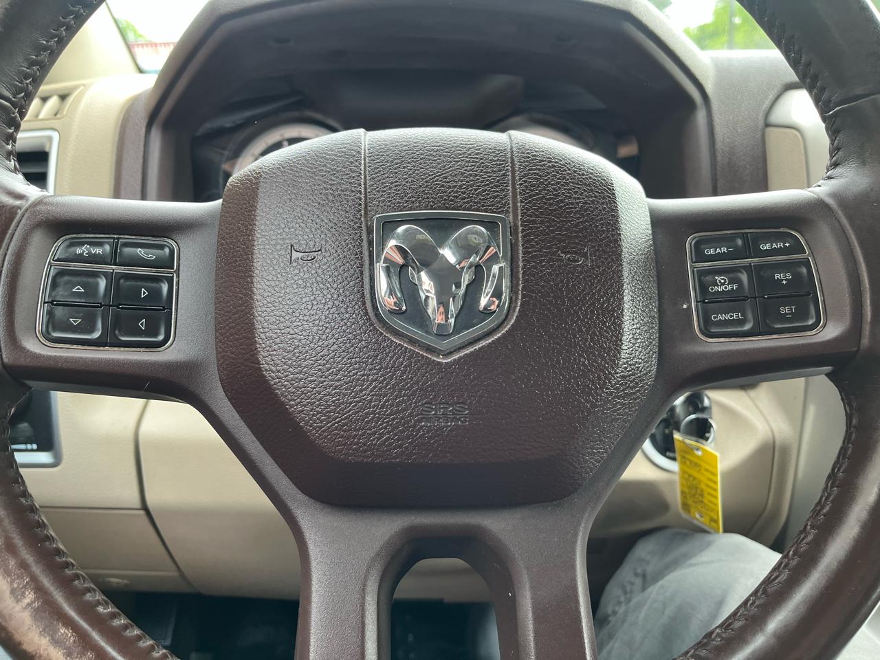 RAM 1500 Lone Star Crew Cab SB 2WD 2014