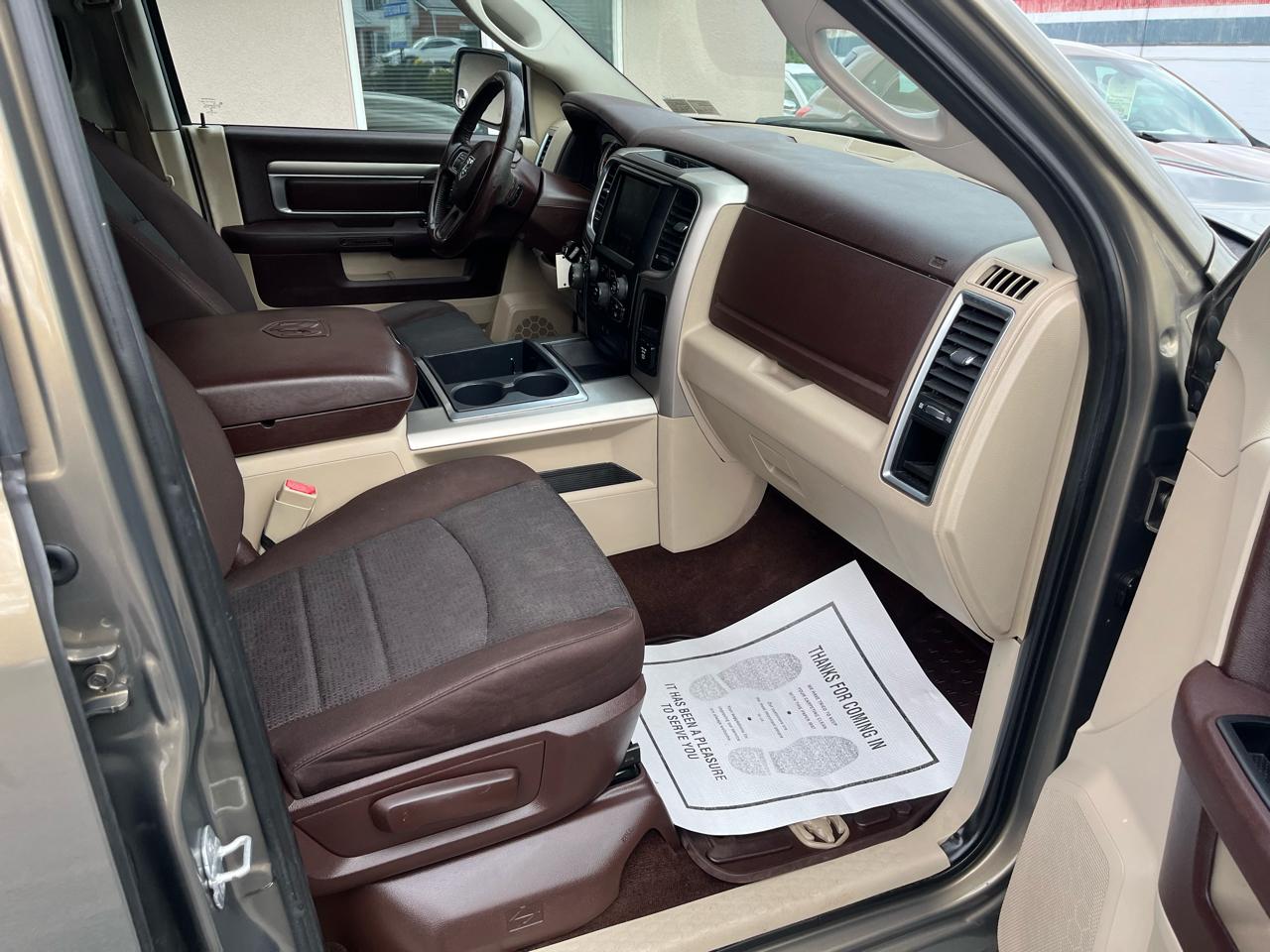RAM 1500 Lone Star Crew Cab SB 2WD 2014