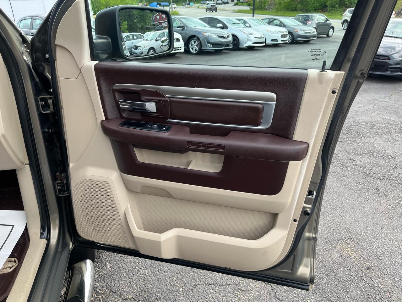 RAM 1500 Lone Star Crew Cab SB 2WD 2014