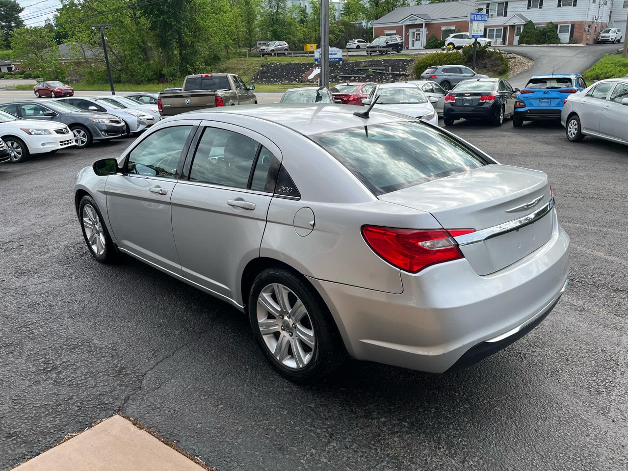 Chrysler 200 Touring 2012