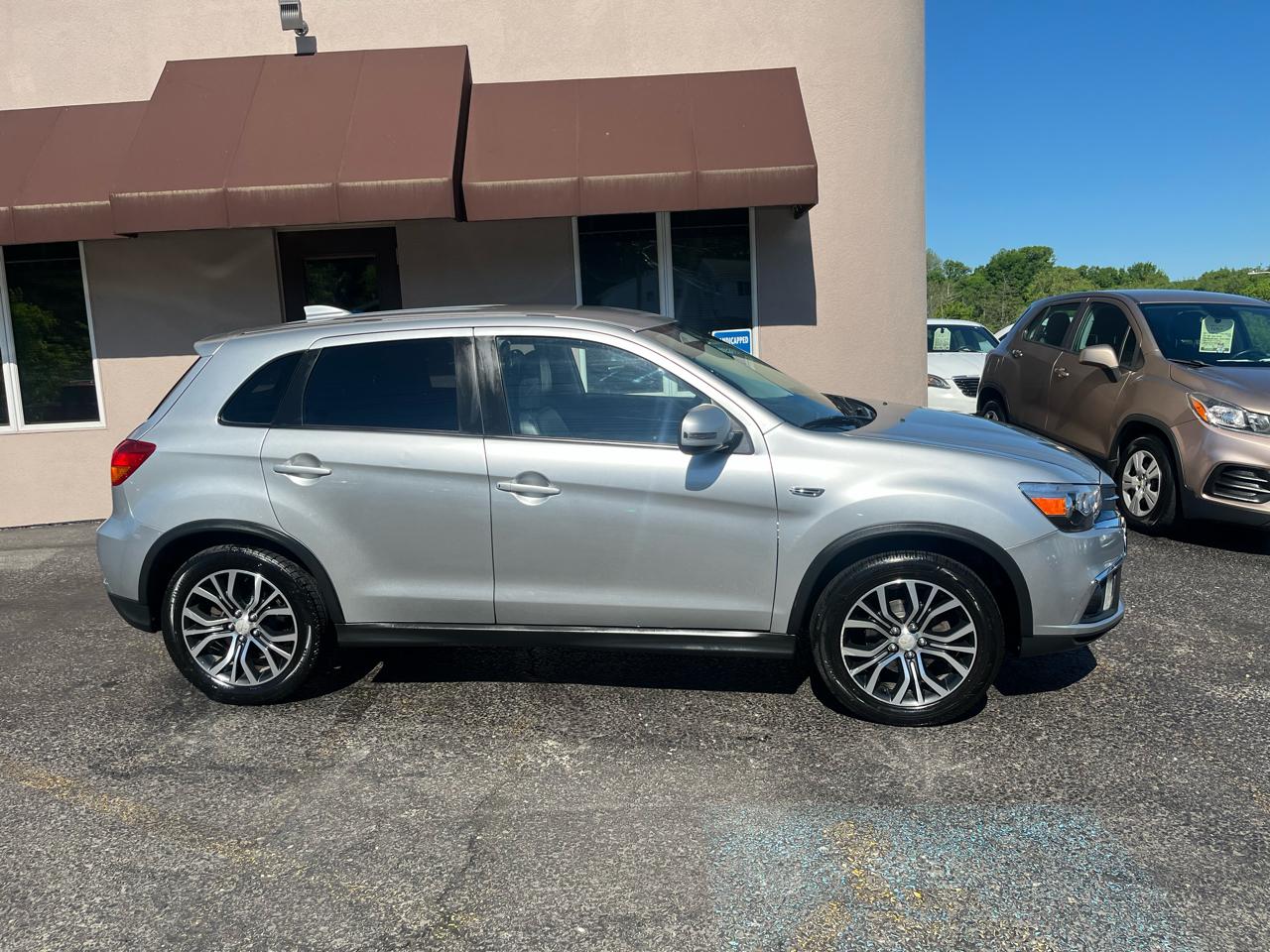 Mitsubishi Outlander Sport 2.4 SE 4WD CVT 2018