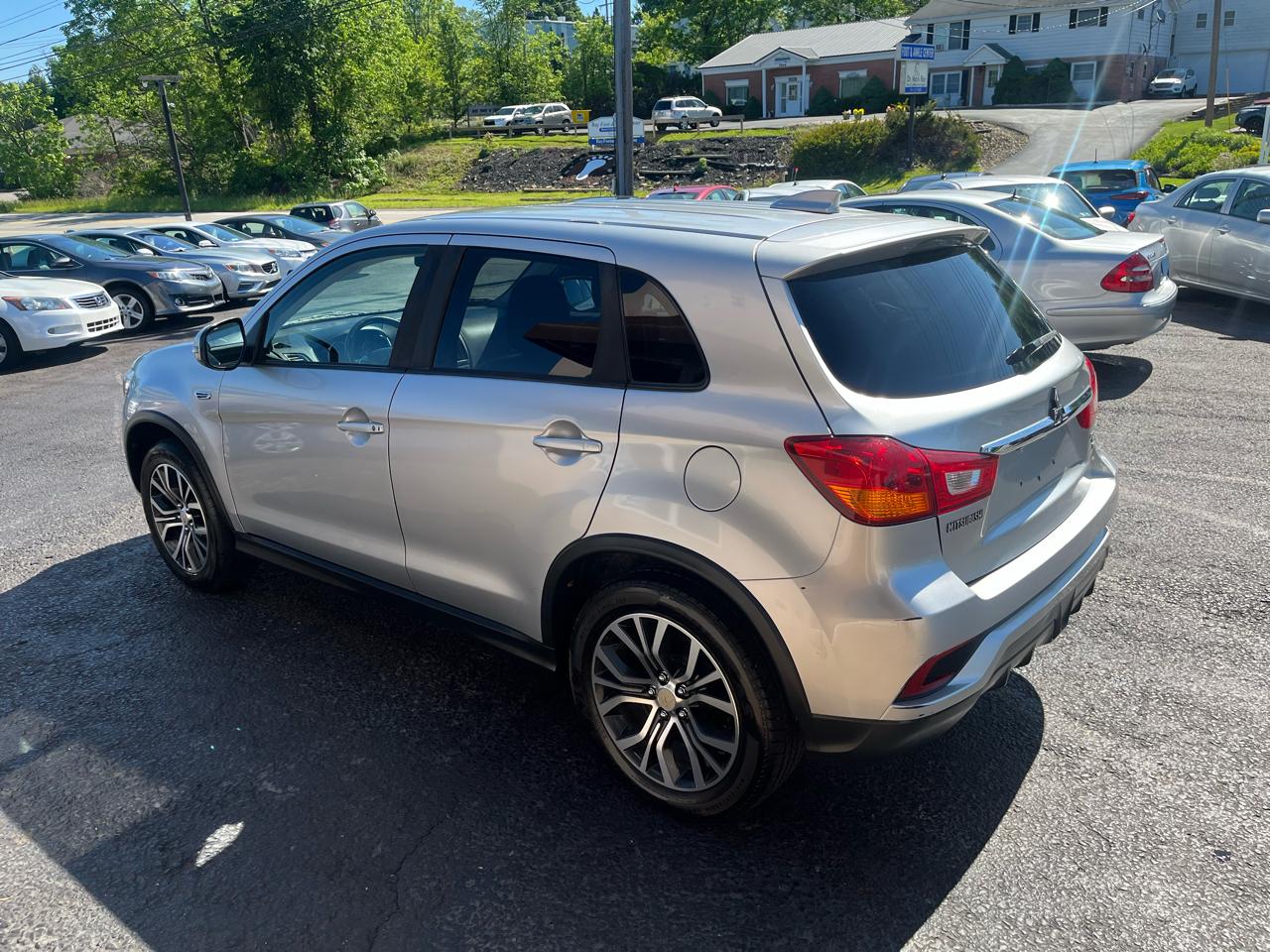 Mitsubishi Outlander Sport 2.4 SE 4WD CVT 2018
