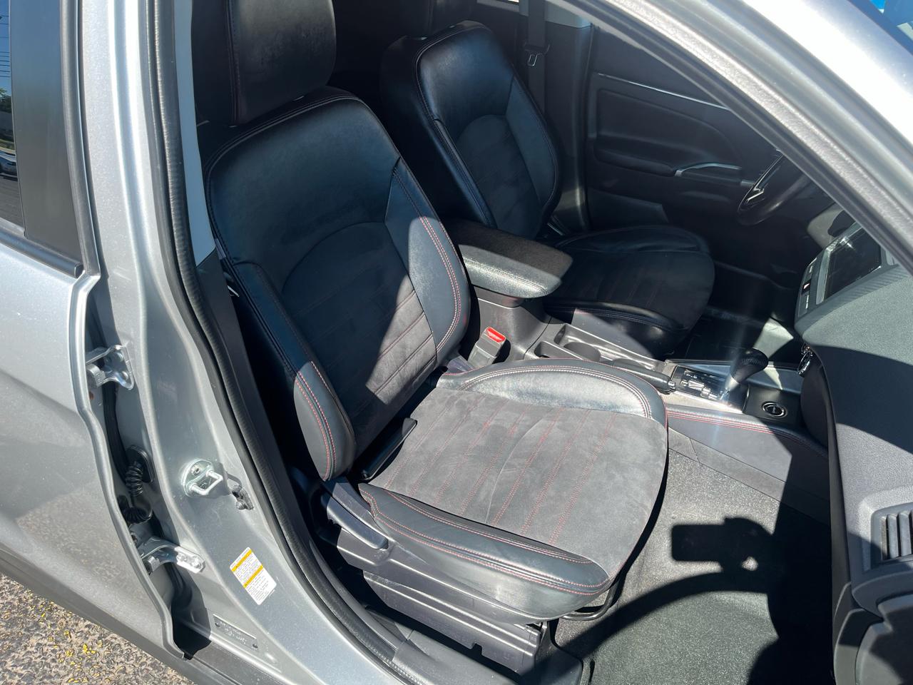 Mitsubishi Outlander Sport 2.4 SE 4WD CVT 2018