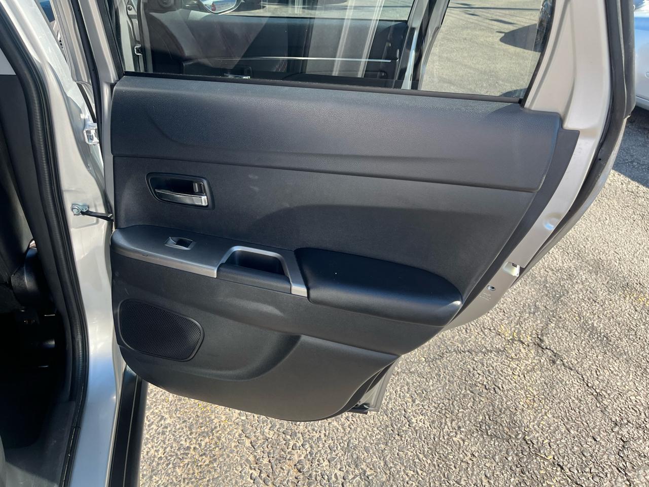 Mitsubishi Outlander Sport 2.4 SE 4WD CVT 2018