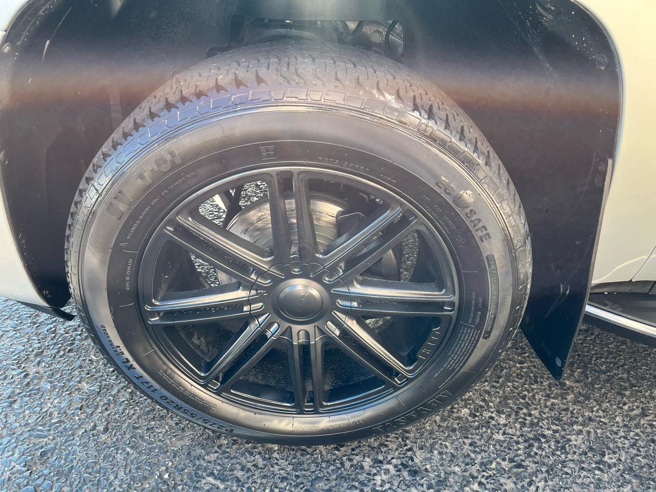 GMC Yukon Denali 4WD 2012