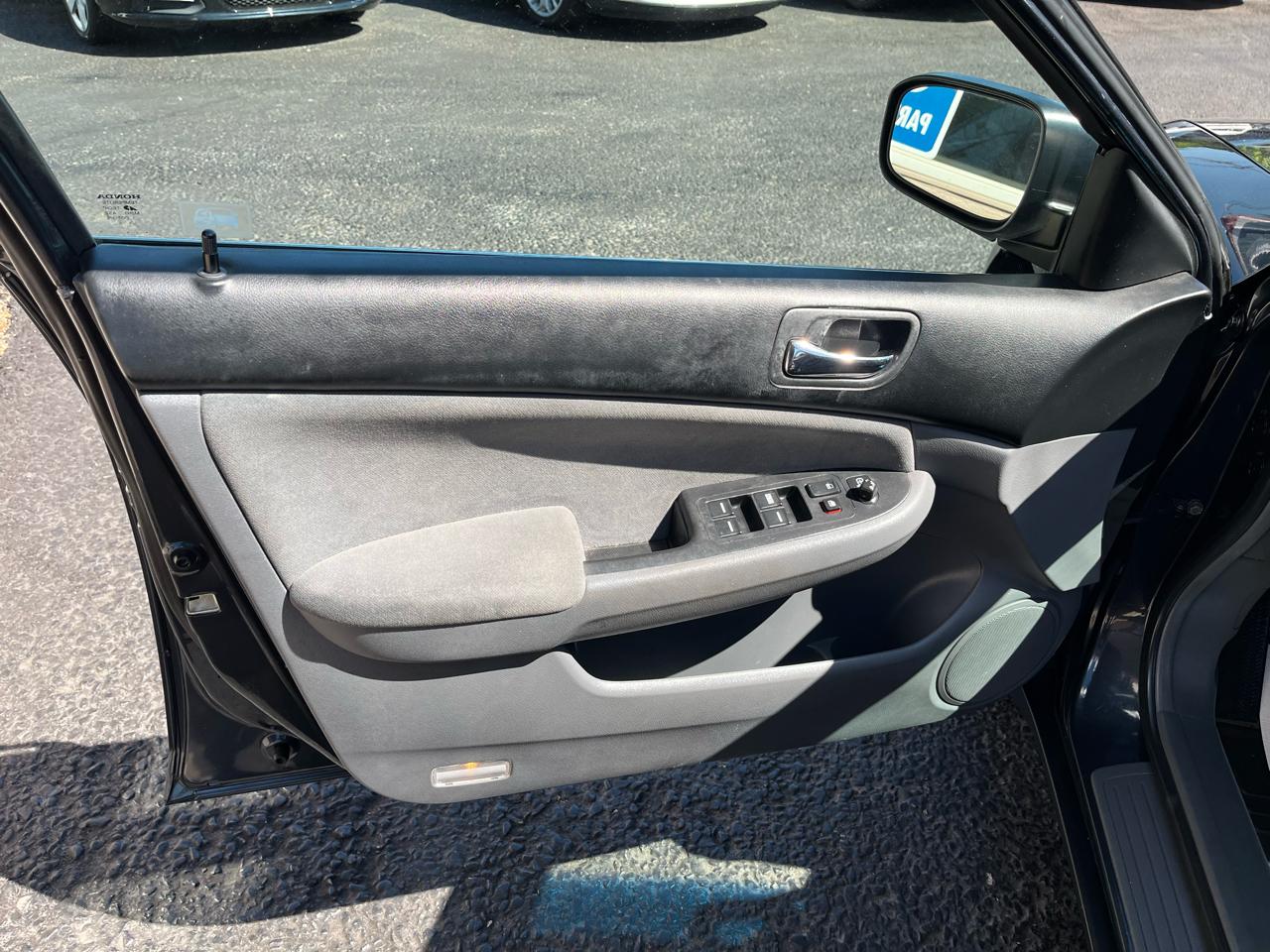Honda Accord LX sedan AT 2007
