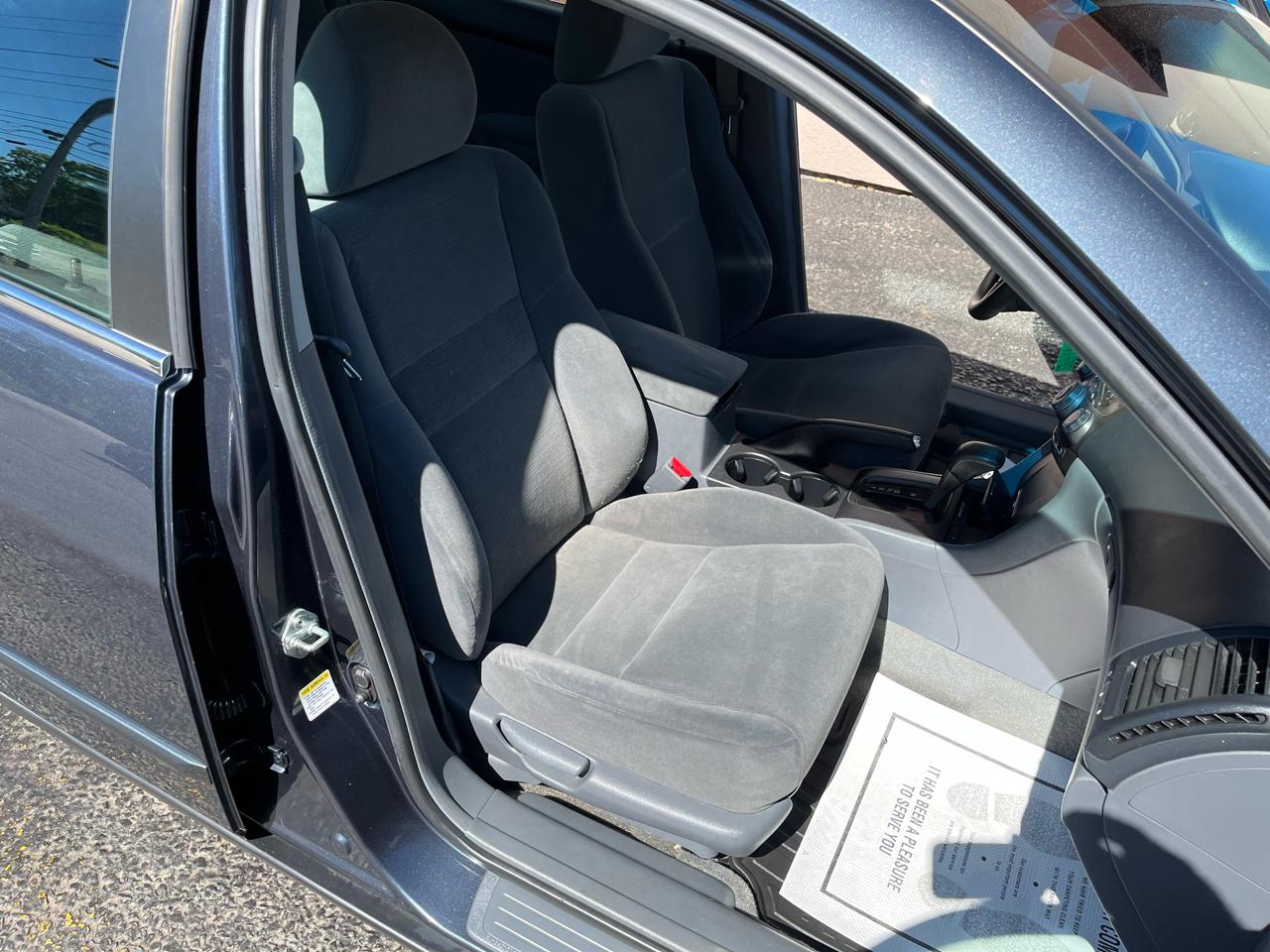 Honda Accord LX sedan AT 2007