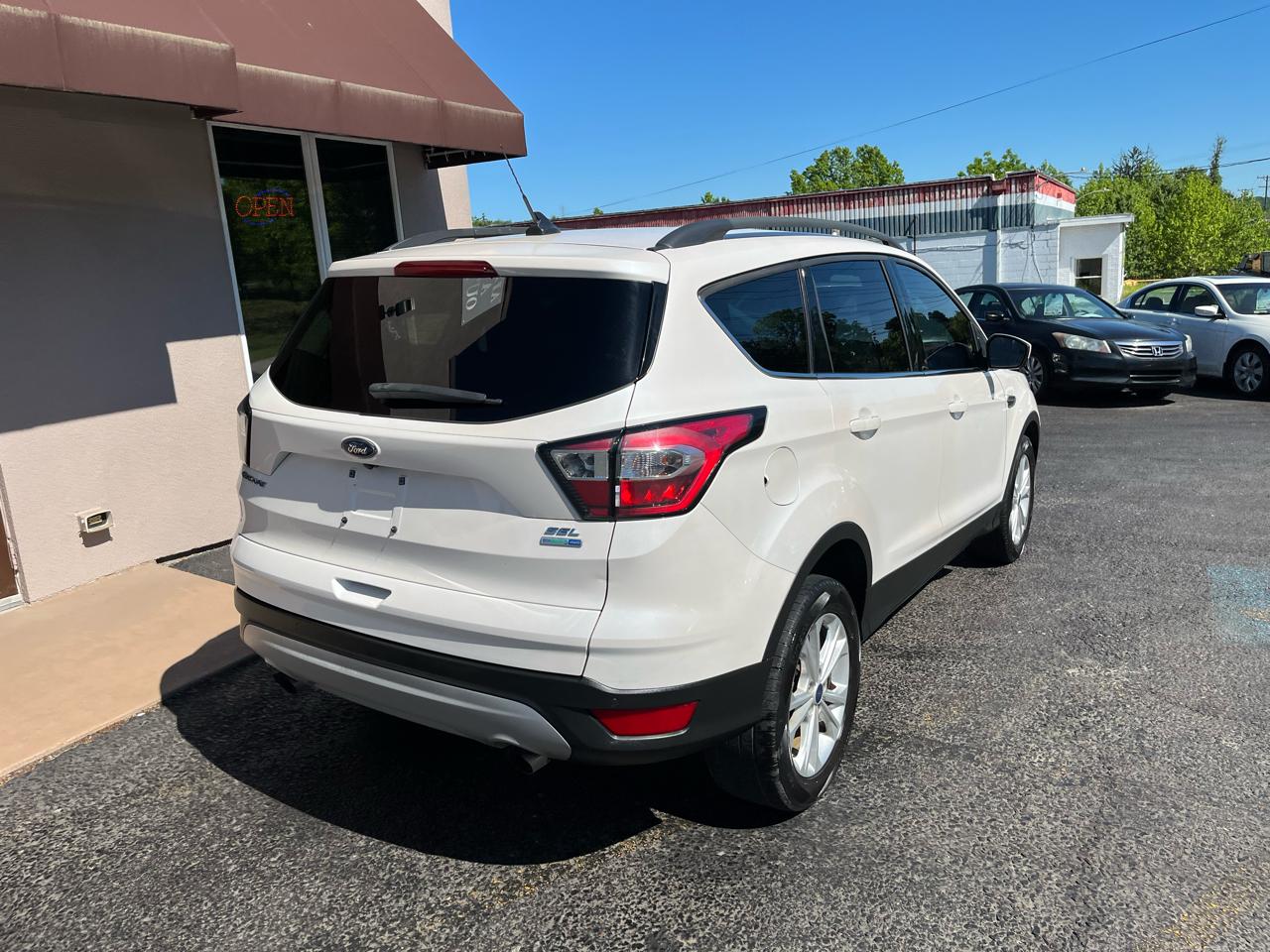 Ford Escape SEL 4WD 2018