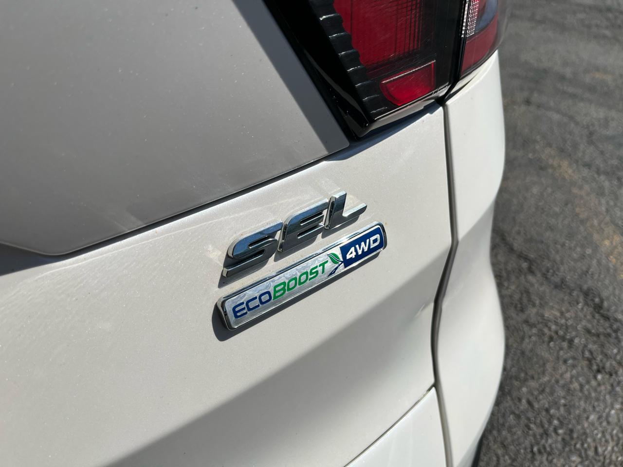 Ford Escape SEL 4WD 2018