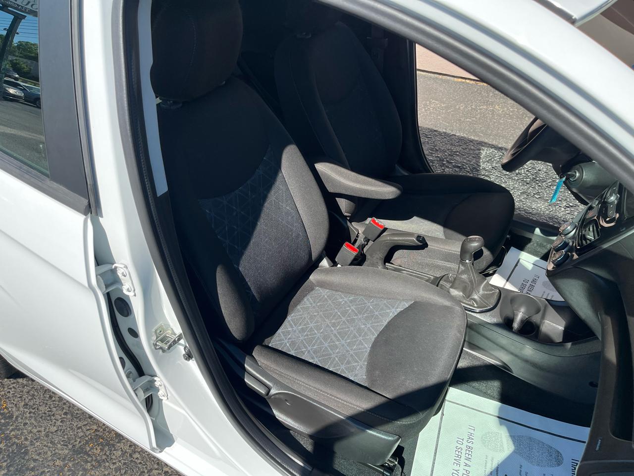 Chevrolet Spark LS Manual 2021