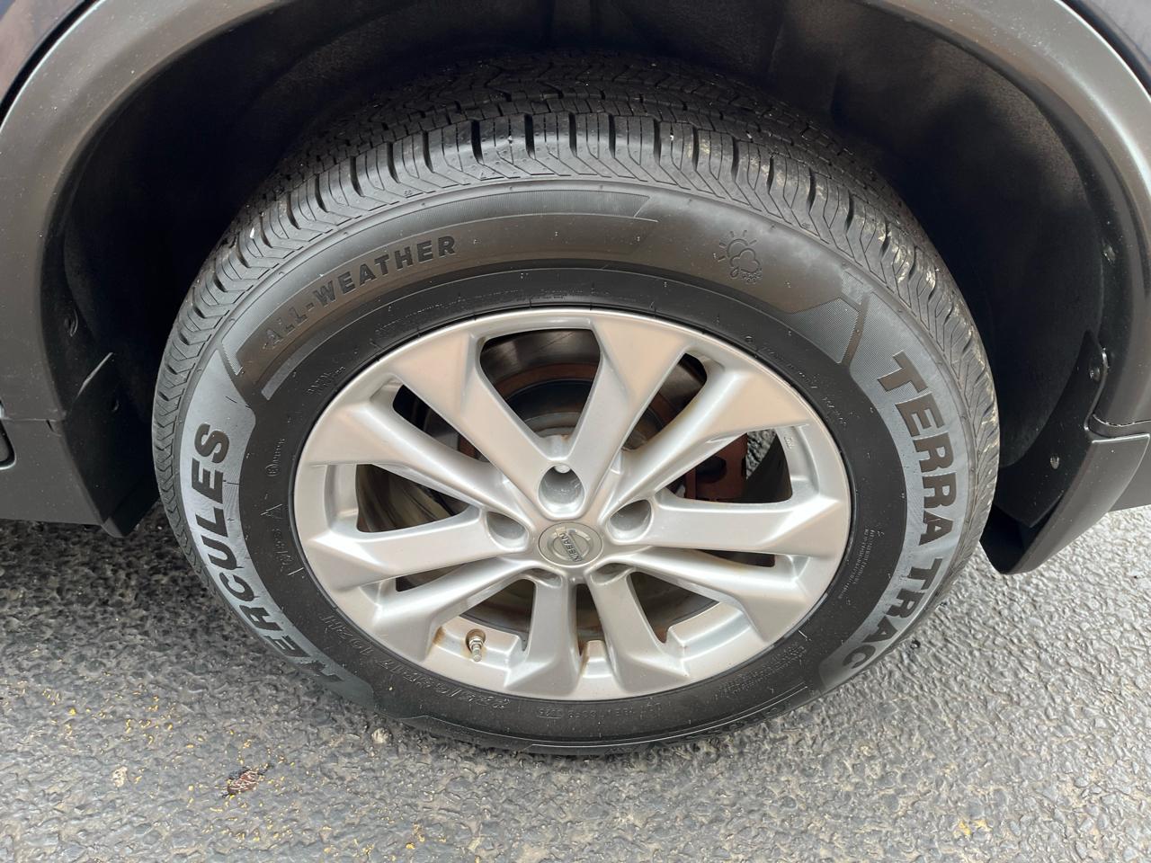Nissan Rogue SV AWD 2015