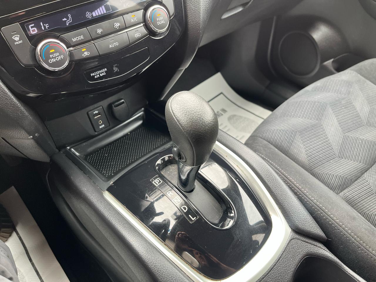 Nissan Rogue SV AWD 2015