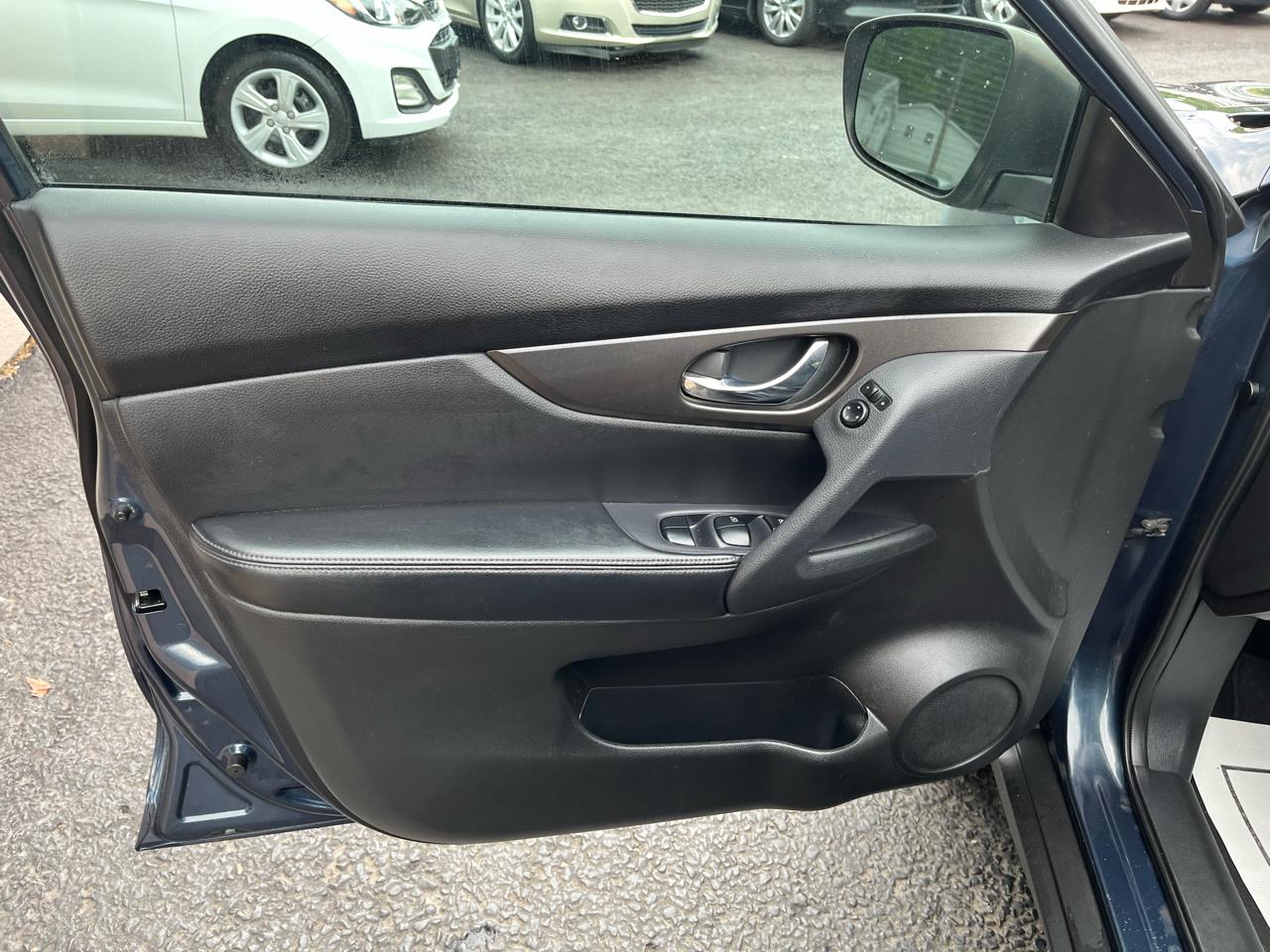 Nissan Rogue SV AWD 2015