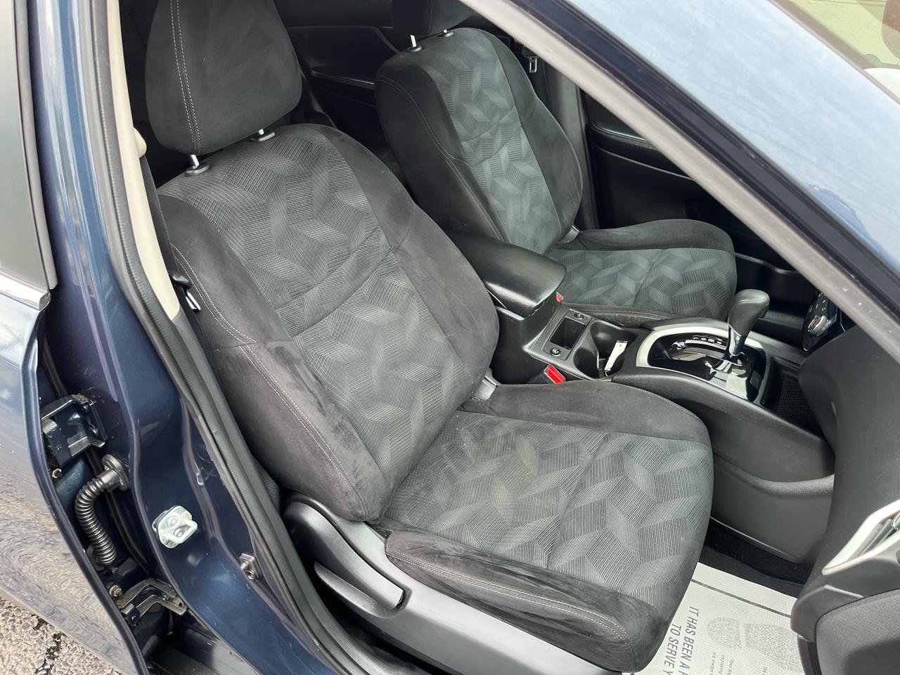 Nissan Rogue SV AWD 2015