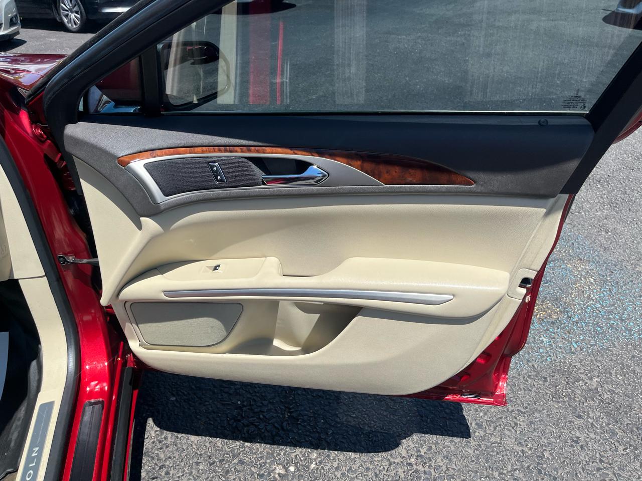 Lincoln MKZ AWD 2014