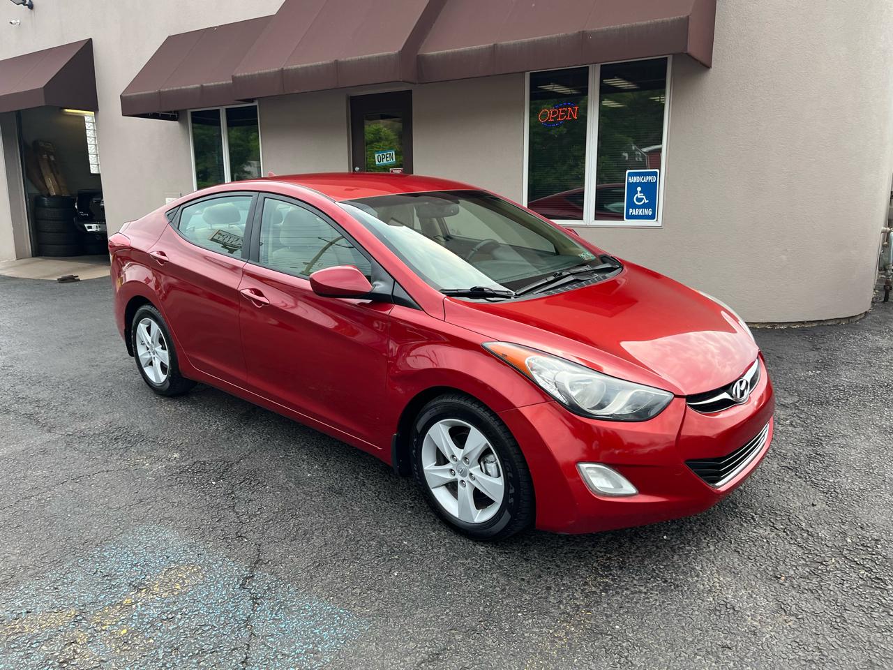 Hyundai Elantra GLS Auto 2013