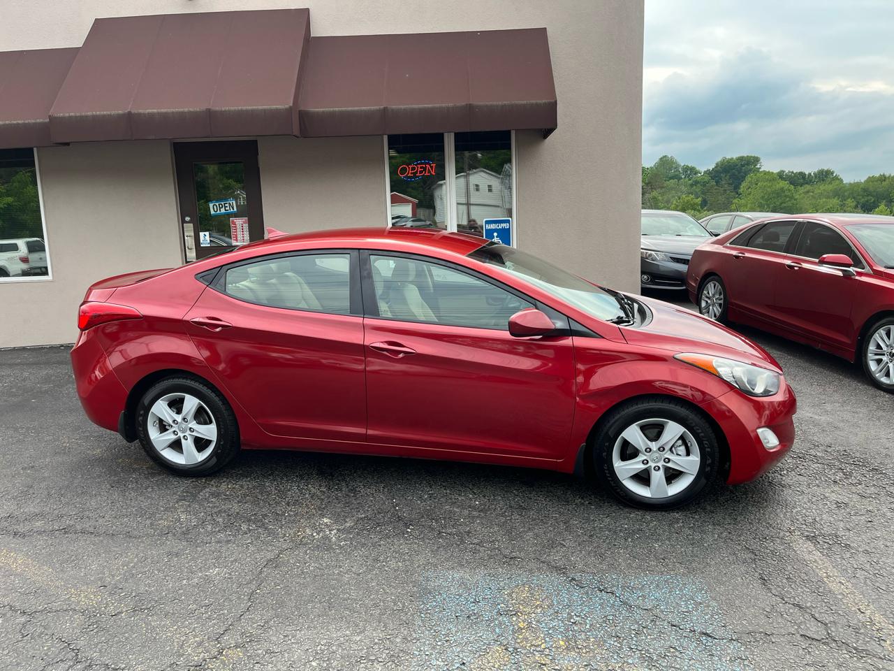 Hyundai Elantra GLS Auto 2013