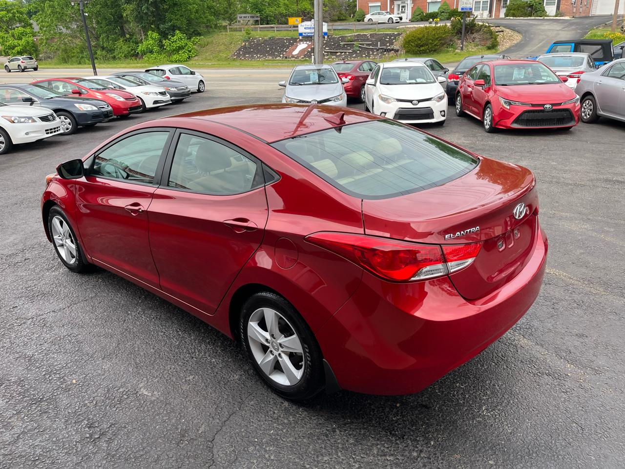 Hyundai Elantra GLS Auto 2013