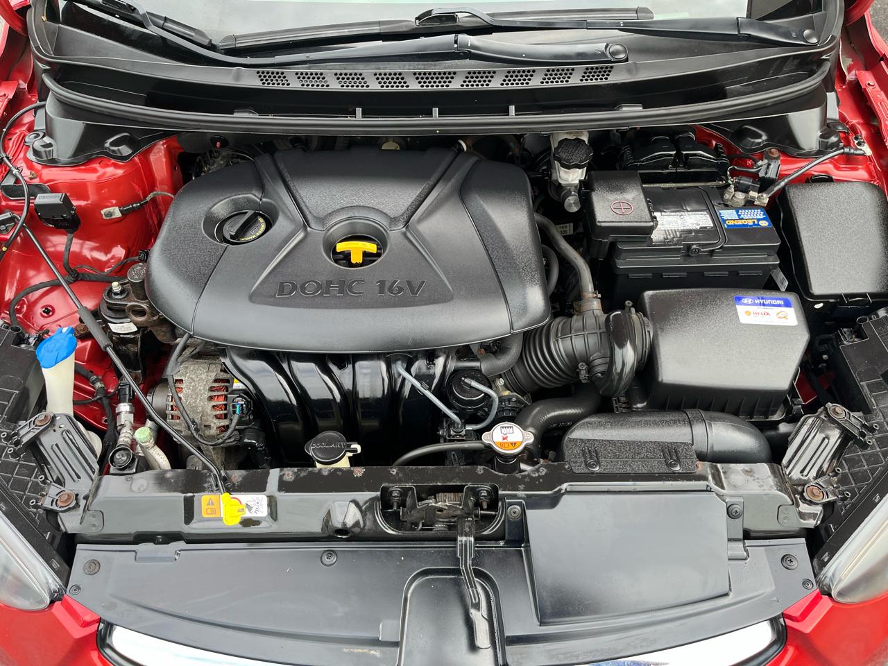Hyundai Elantra GLS Auto 2013