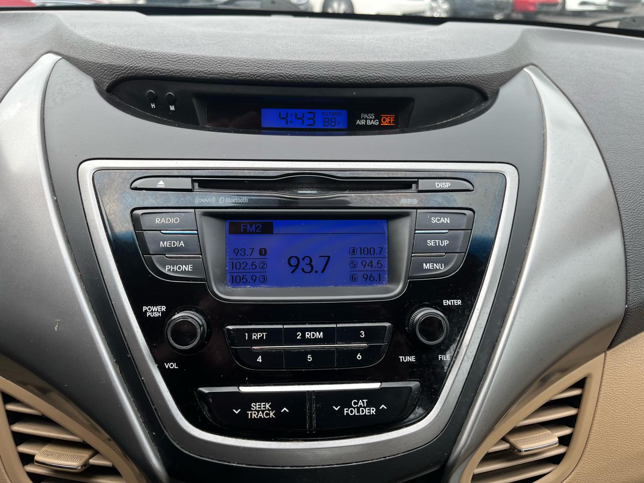 Hyundai Elantra GLS Auto 2013