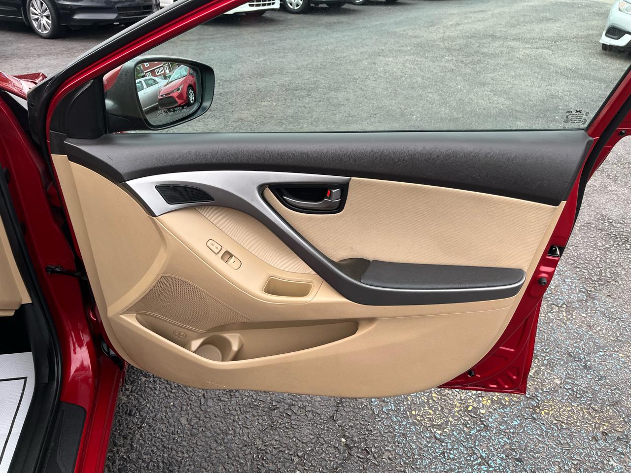 Hyundai Elantra GLS Auto 2013