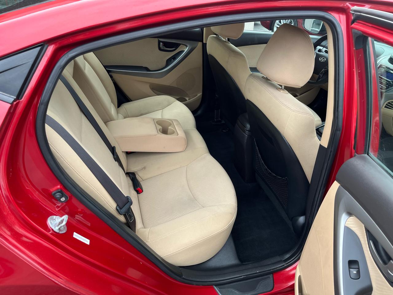 Hyundai Elantra GLS Auto 2013