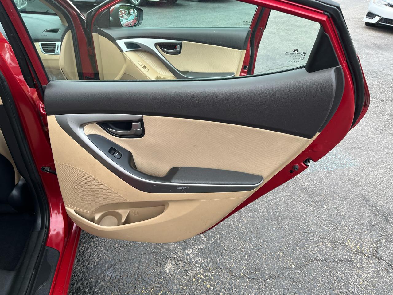 Hyundai Elantra GLS Auto 2013