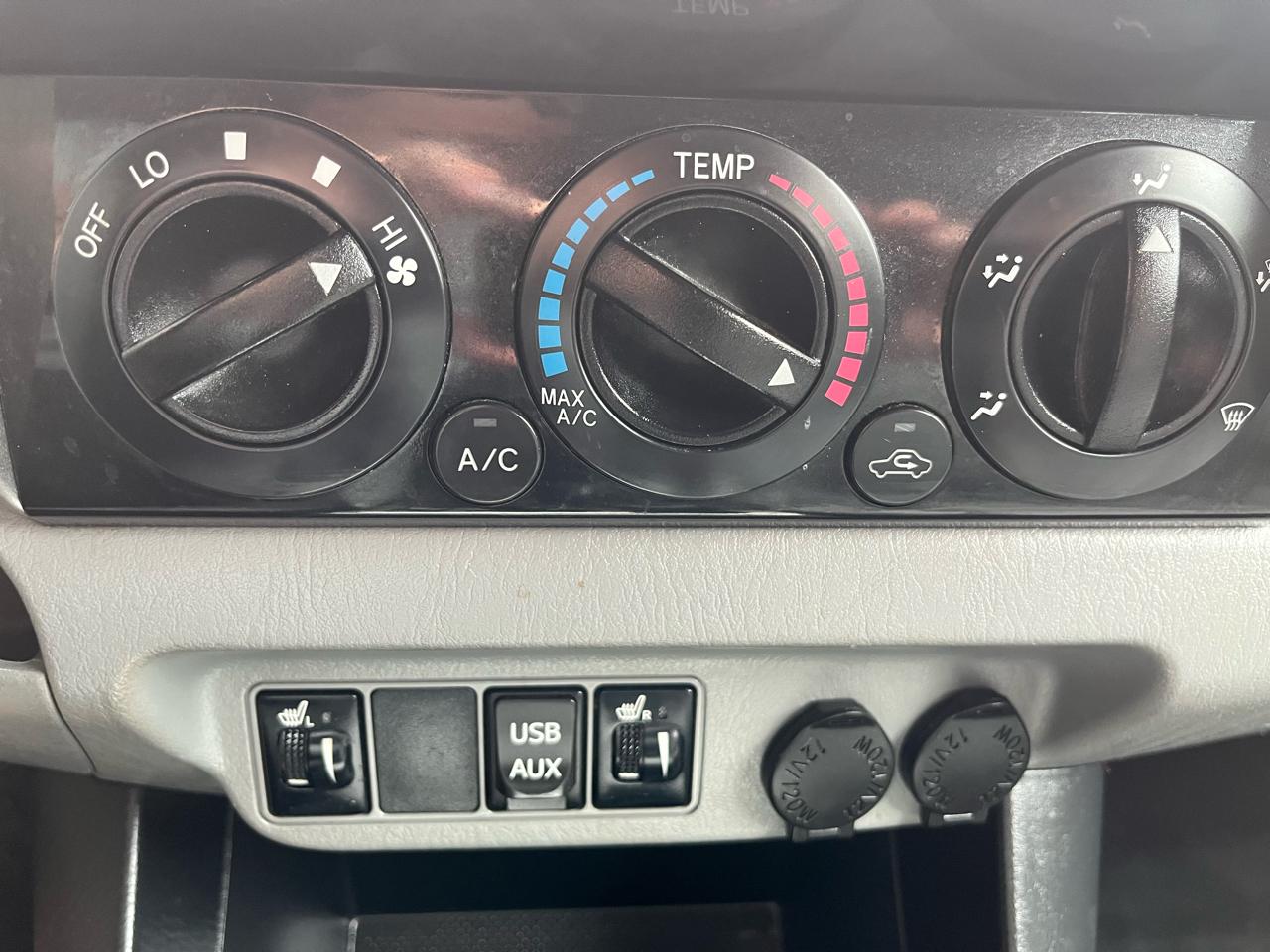 Toyota Tacoma  2015