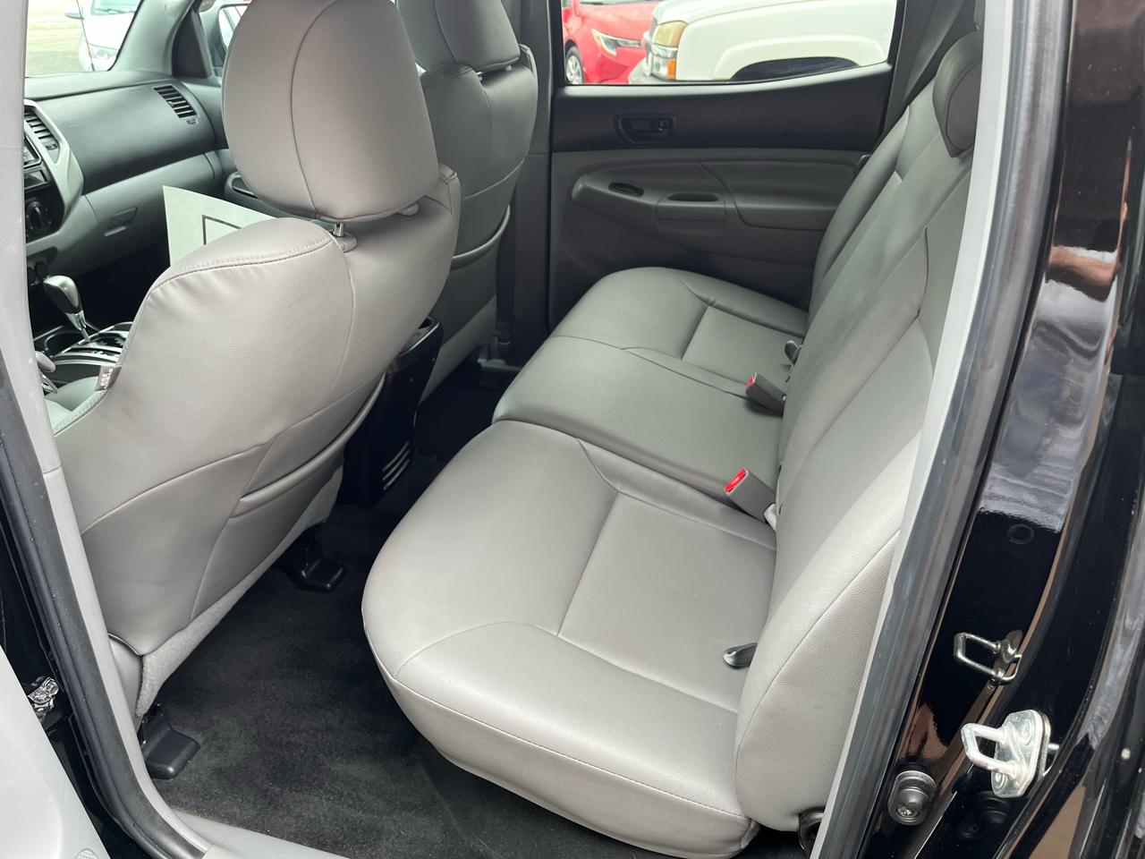 Toyota Tacoma  2015
