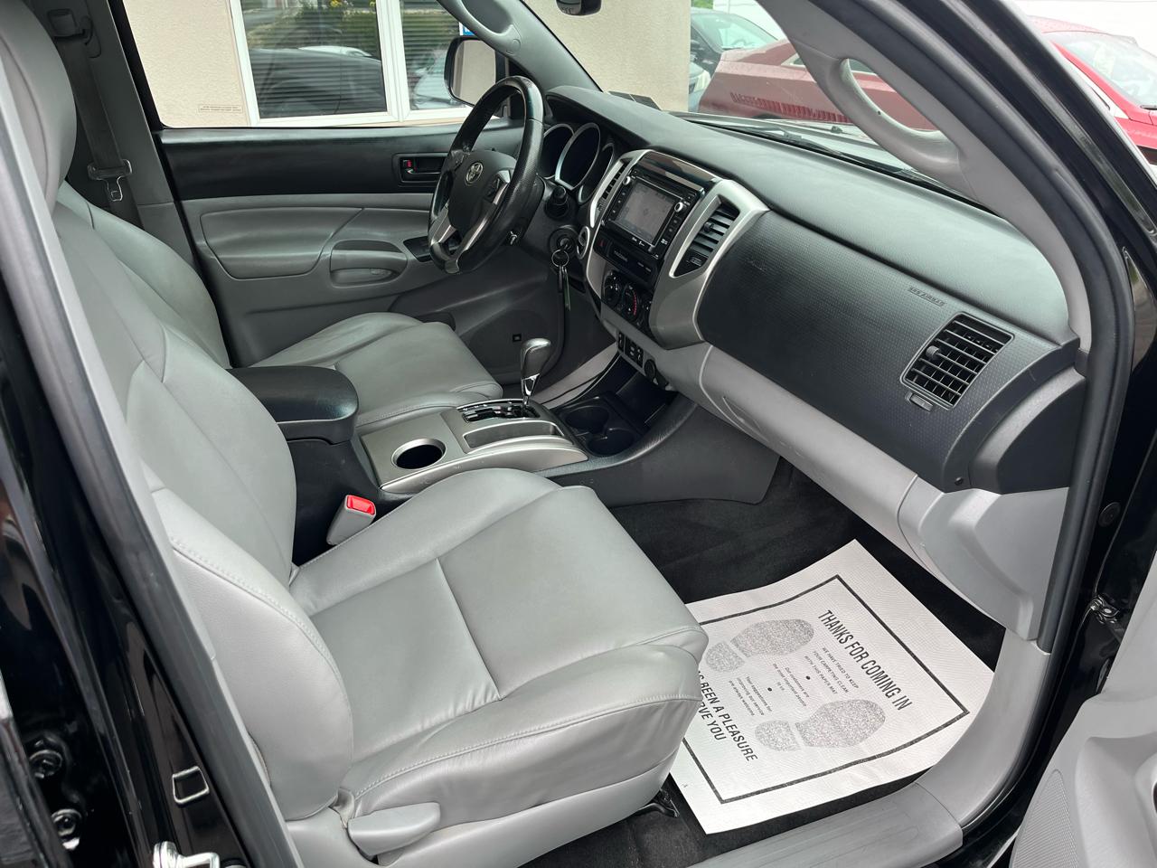 Toyota Tacoma  2015