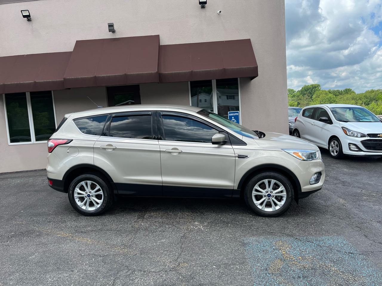 Ford Escape SE 4WD 2017