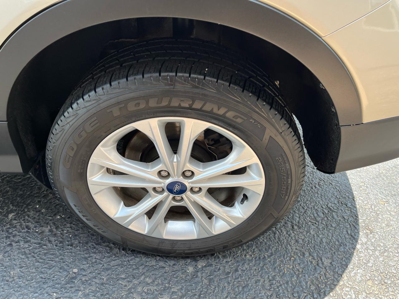 Ford Escape SE 4WD 2017