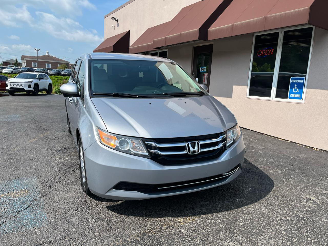 Honda Odyssey SE 2016