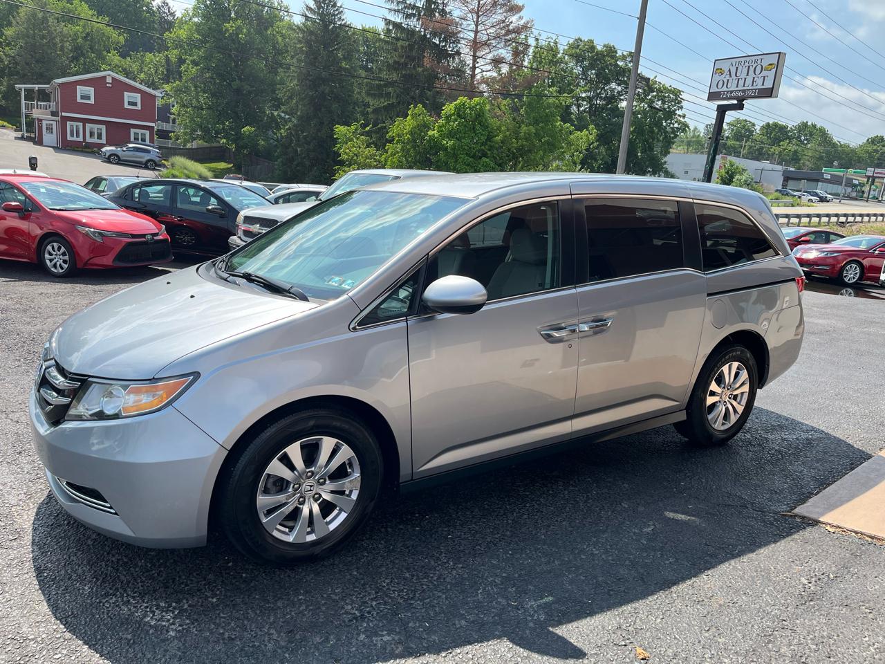 Honda Odyssey SE 2016