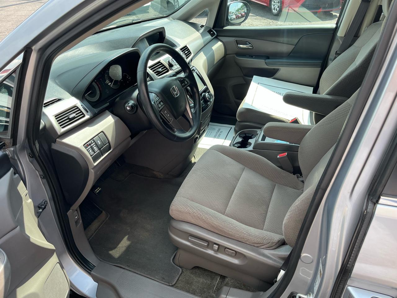 Honda Odyssey SE 2016