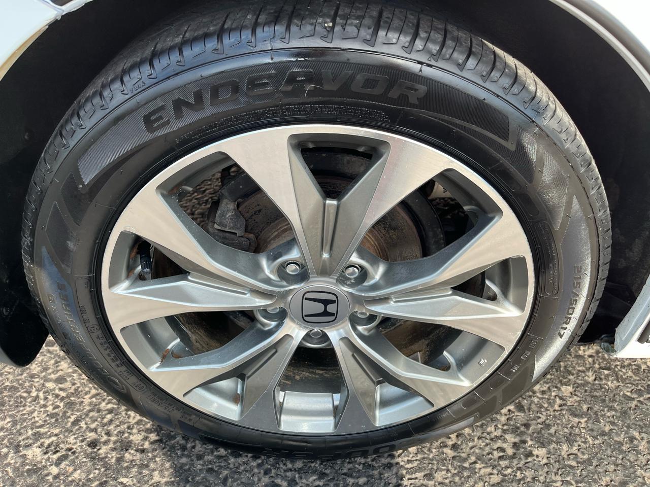 Honda Civic Si Coupe 6-Speed MT 2013